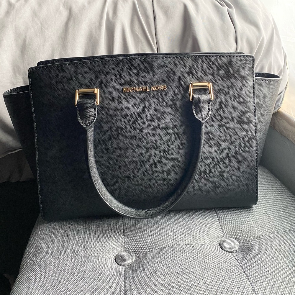 NWOT • Michael Kors Selma Bag